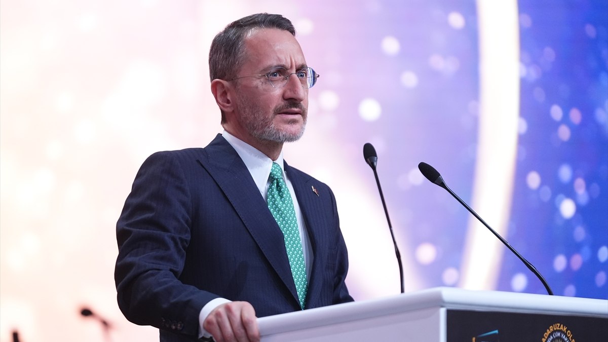 Fahrettin Altun’dan Suriye paylaşımı: Doğru duvar yıkılmaz